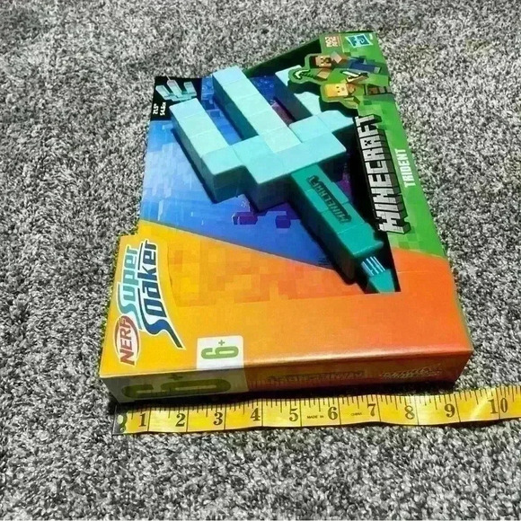 Nerf Super Soaker Minecraft Trident Water Blaster Pull Back Plunger Handle Kids - Picture 7 of 7